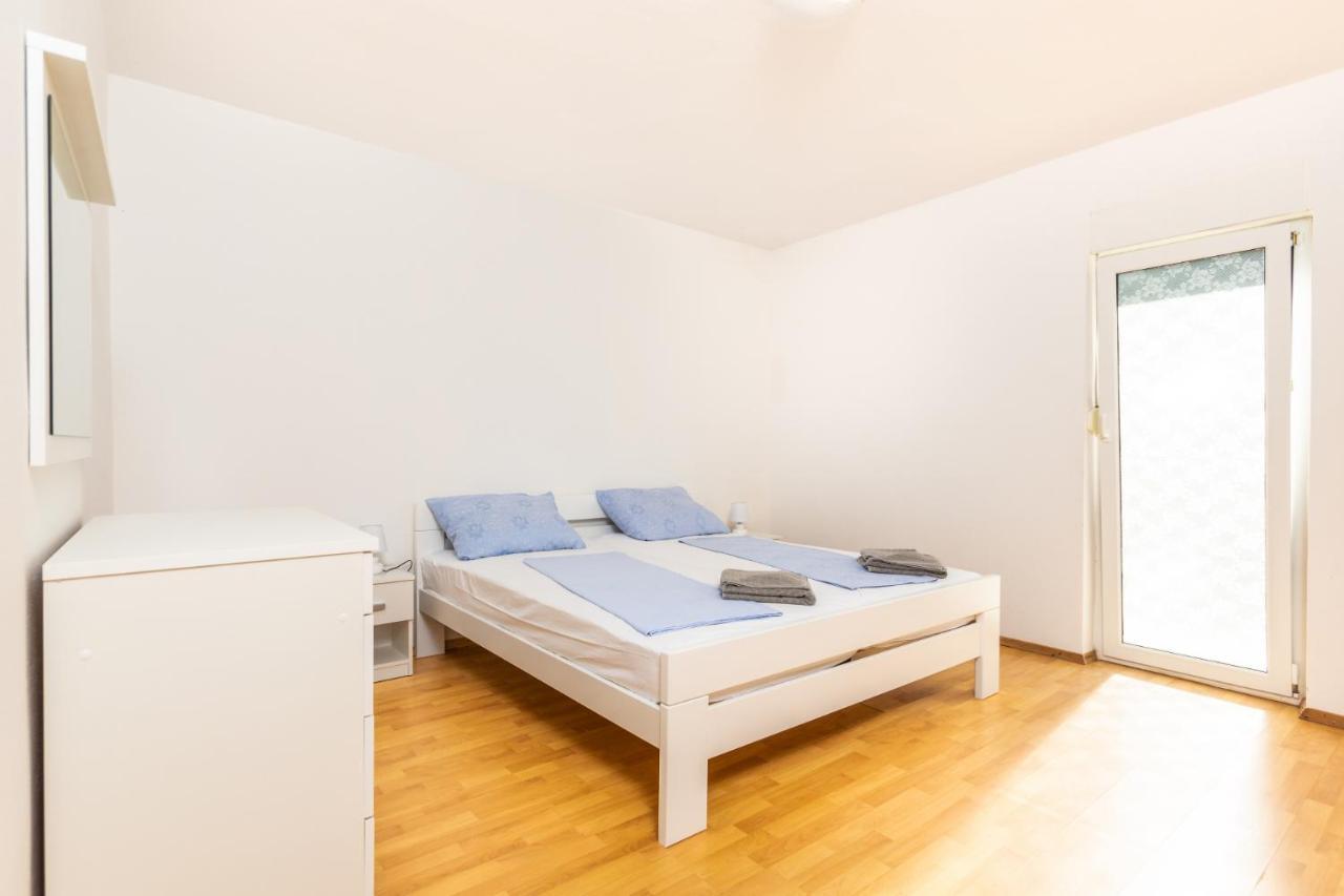 Appartement Aleksic à Medulin Extérieur photo
